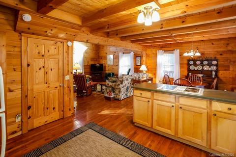 191 Jobes Trl, Lake Lure, NC 28746 photo 10
