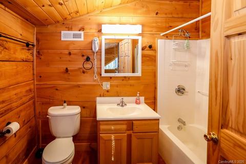191 Jobes Trl, Lake Lure, NC 28746 photo 17
