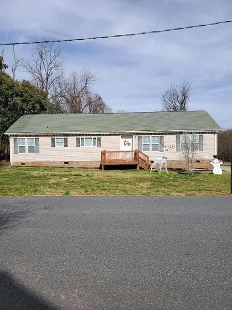 405 2nd St NE, Conover, NC 28613 photo 1