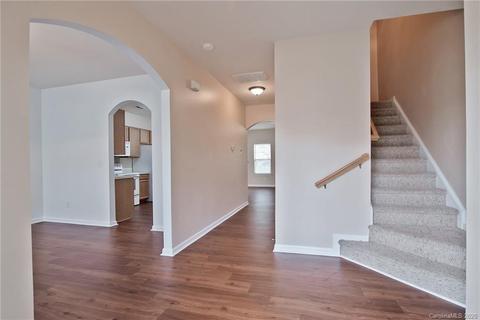 9111 Glenashley Dr, Cornelius, NC 28031 photo 3