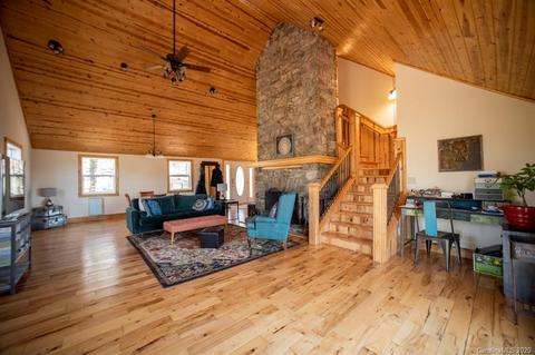 219 Echo Mountain View Rd, Fairview, NC 28730 photo 7