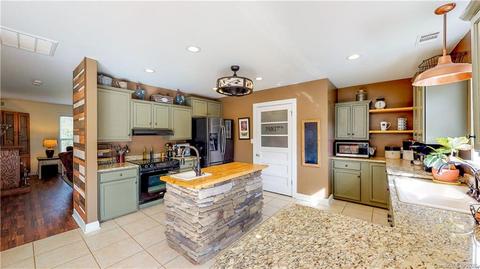 47 Crestview St, Canton, NC 28716 photo 6