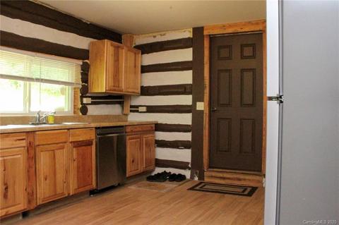 4667 E Fork Rd, Marshall, NC 28753 photo 5
