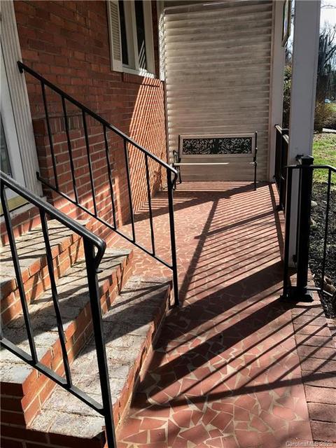 103 Falls St, Morganton, NC 28655 photo 9