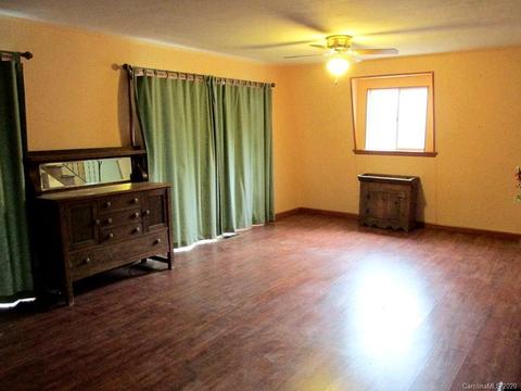 128 Utopia Dr, Cullowhee, NC 28723 photo 6