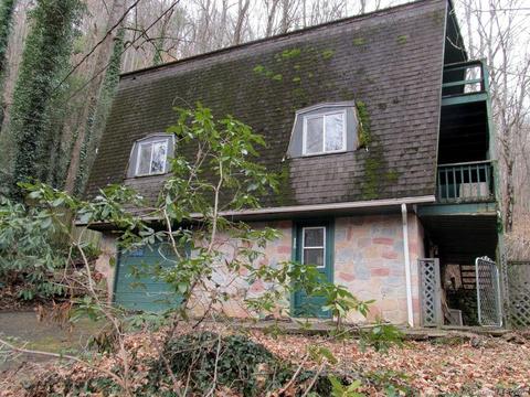 128 Utopia Dr, Cullowhee, NC 28723 photo 2