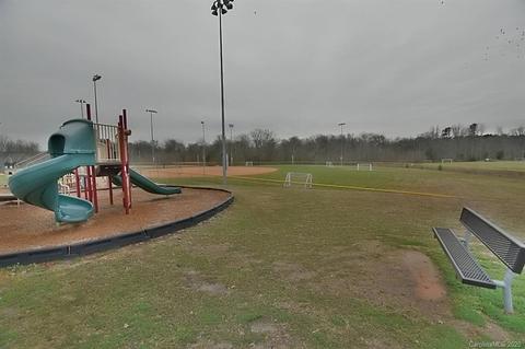 1058 Pennington Dr, Lancaster, SC 29720 photo 37