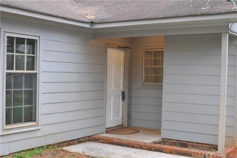 2207 Waverly Dr, Monroe, NC 28112 photo 2
