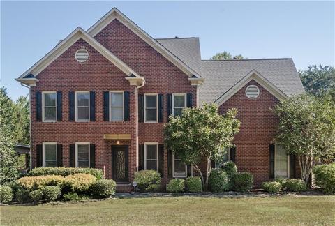 20309 Wilcher Ct, Cornelius, NC 28031 photo 2