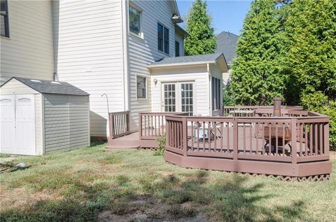 20309 Wilcher Ct, Cornelius, NC 28031 photo 4
