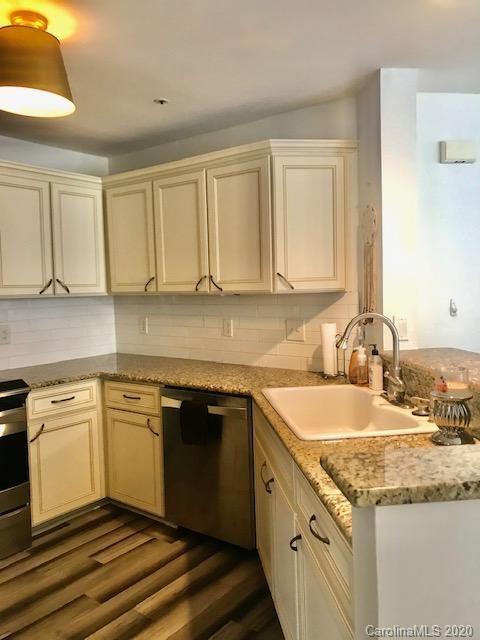 1126 Torrence Cir, Davidson, NC 28036 photo 7