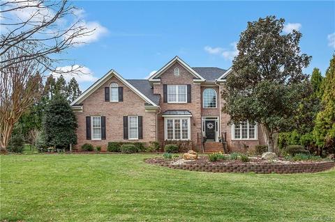 20911 Decora Dr, Cornelius, NC 28031 photo 1