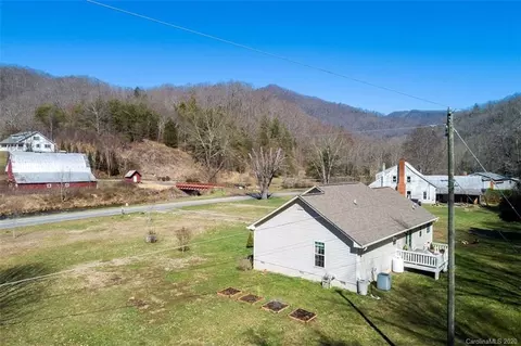 4960 Caney Fork Rd, Cullowhee, NC 28723 photo 2