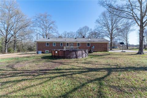 414 Monticello Rd, Lancaster, SC 29720 photo 4