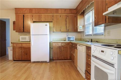 304 Crestview Trl, Monroe, NC 28112 photo 5