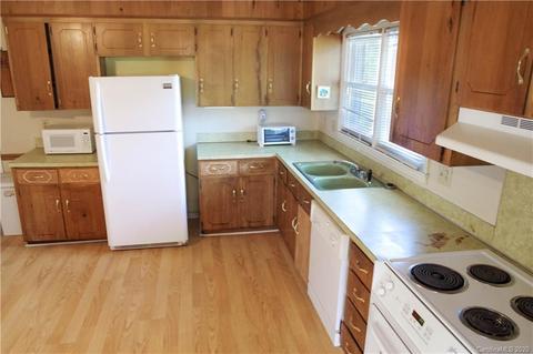 304 Crestview Trl, Monroe, NC 28112 photo 6