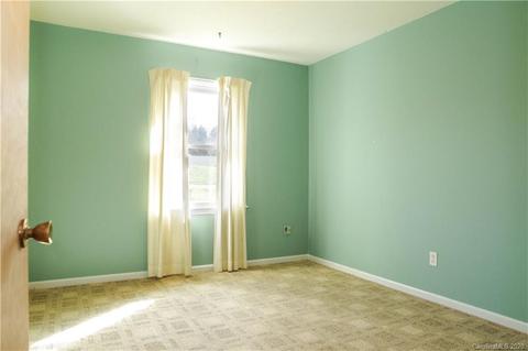 304 Crestview Trl, Monroe, NC 28112 photo 9
