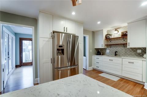 10700 Forest Dr, Matthews, NC 28105 photo 13