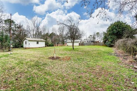 10700 Forest Dr, Matthews, NC 28105 photo 38