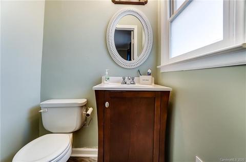 10700 Forest Dr, Matthews, NC 28105 photo 28