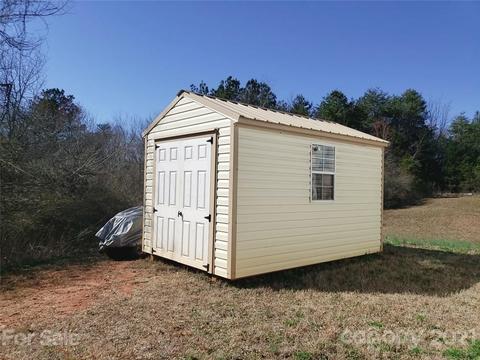 1492 Sandy Plains Rd, Tryon, NC 28782 photo 17
