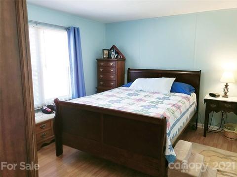 1492 Sandy Plains Rd, Tryon, NC 28782 photo 8