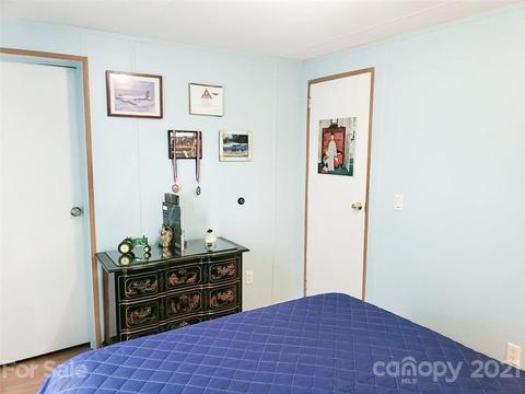 1492 Sandy Plains Rd, Tryon, NC 28782 photo 12