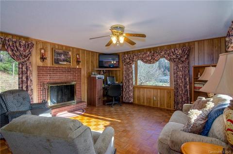 11 Brooks Rd, Brevard, NC 28712 photo 7