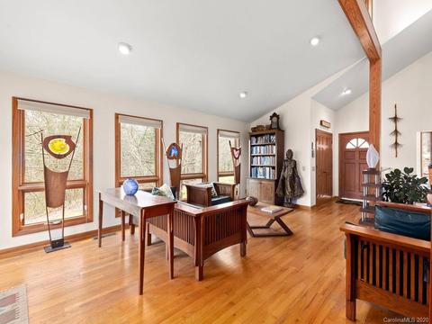 1147 Pace Mountain Rd, Saluda, NC 28773 photo 4