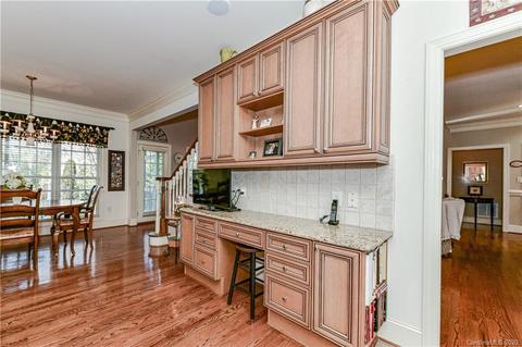 357 Killian Ct, Matthews, NC 28104 photo 14