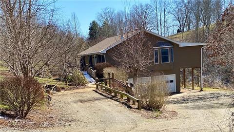 1345 Windswept Ridge Rd, Marshall, NC 28753 photo 1