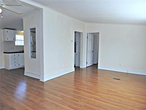 2324 Ryan Dr, Conover, NC 28613 photo 2