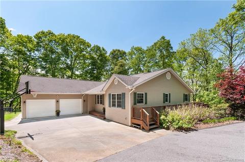 1030 Redfield Dr, Clyde, NC 28721 photo 1