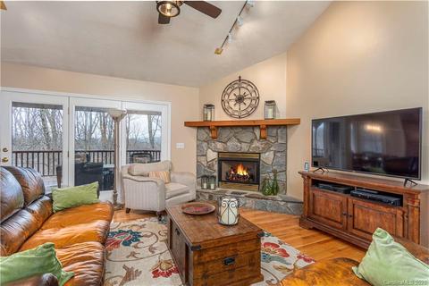 1030 Redfield Dr, Clyde, NC 28721 photo 7