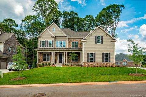 104 Turtleback Rdg, Matthews, NC 28104 photo 2