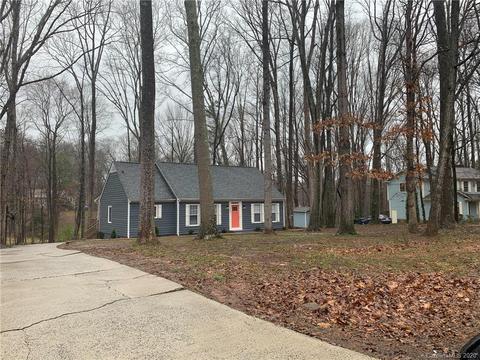 14009 Hackamore Dr, Matthews, NC 28105 photo 3