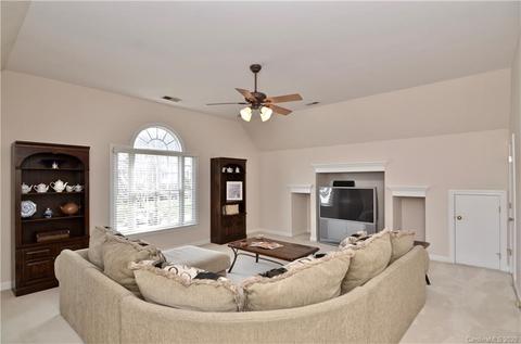 18517 Dembridge Dr, Davidson, NC 28036 photo 32