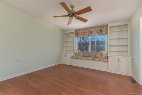 230 Devils Ridge Ln, Tryon, NC 28782 photo 17