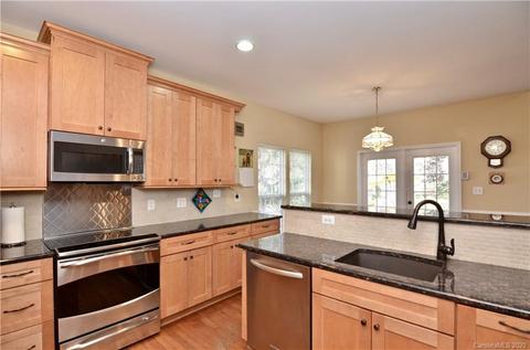21500 Baltic Dr, Cornelius, NC 28031 photo 12