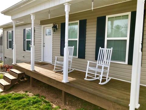 24 Restful Ln, Hickory, NC 28601 photo 2