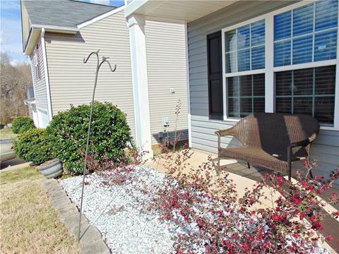 1428 River Run Rd, Lowell, NC 28098 photo 2