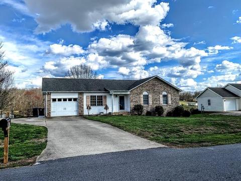 4826 Thoreau Dr, Conover, NC 28613 photo 1