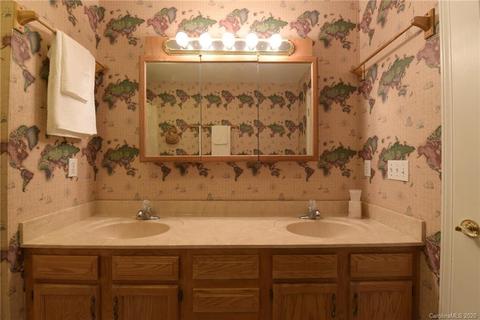 65 Collins Rd, Marshall, NC 28753 photo 34