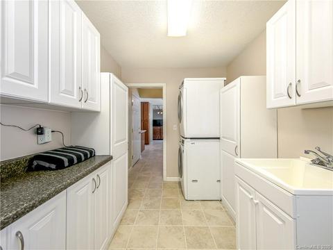 45 White Pine Cir, Fletcher, NC 28732 photo 14