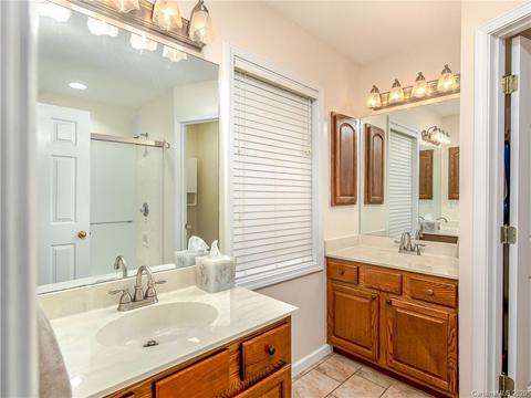 45 White Pine Cir, Fletcher, NC 28732 photo 17