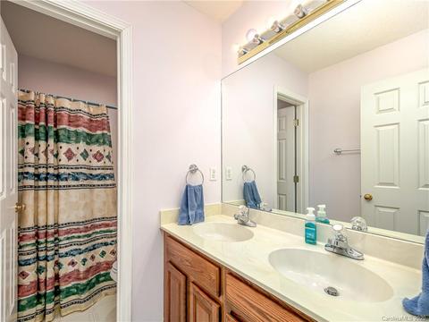 45 White Pine Cir, Fletcher, NC 28732 photo 22