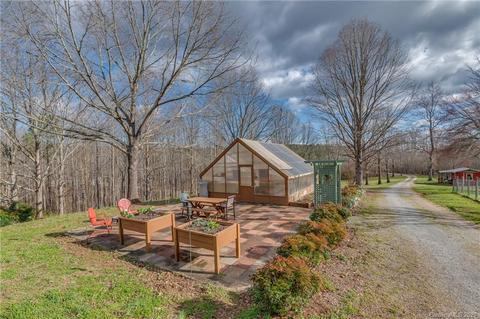 201 Good Earth Ln, Tryon, NC 28782 photo 6