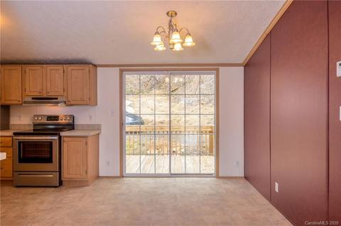 185 Garrison Rd, Fairview, NC 28730 photo 9