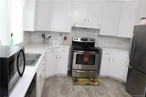 525 E Main St, Albemarle, NC 28001 photo 16