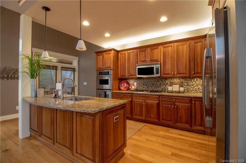 199 Walker Rdg, Little Switzerland, NC 28749 photo 15